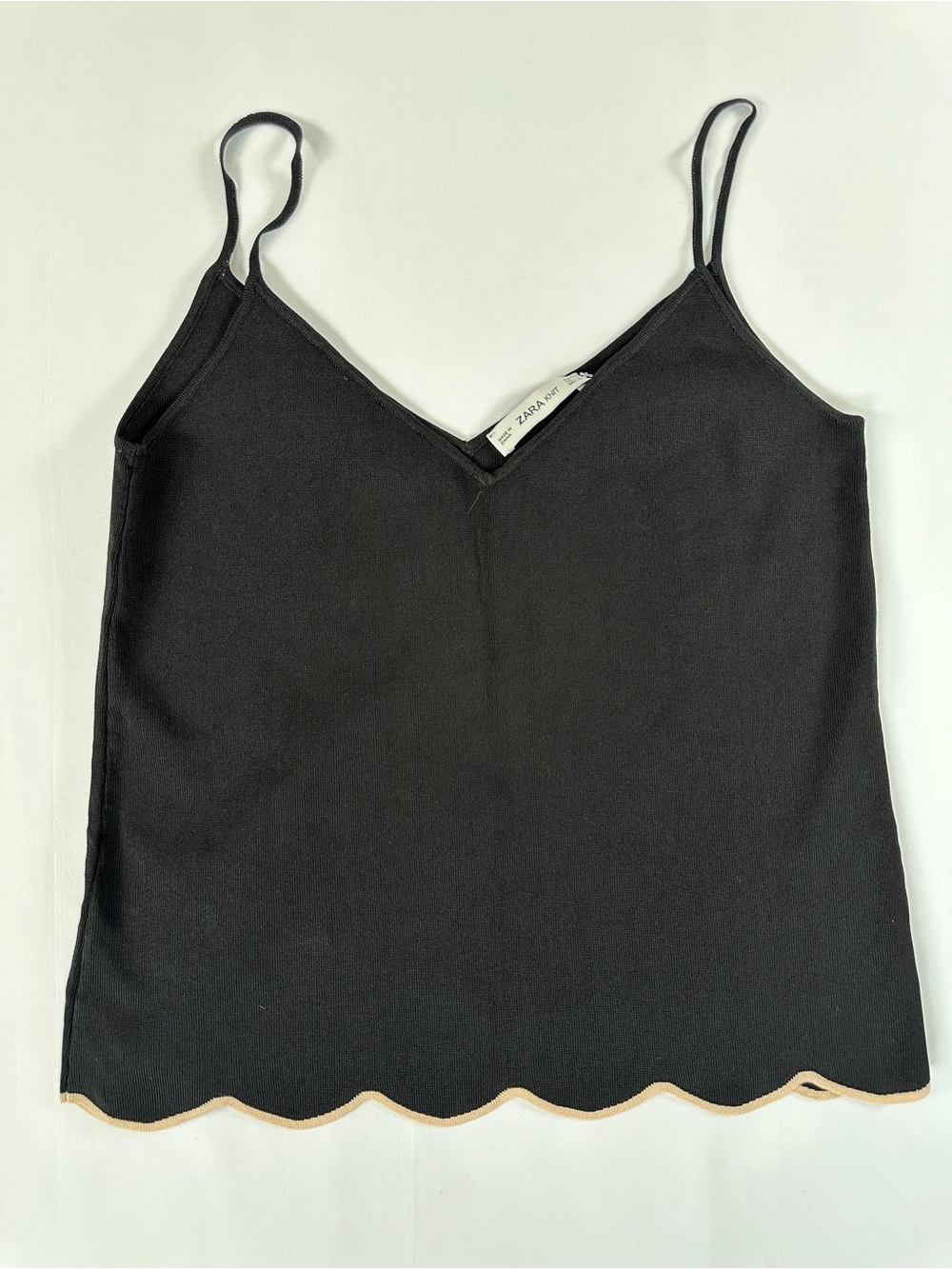 Zara Knit Cami Top Black Scalloped Hem V Neck Lightweight Size S